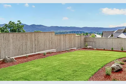 4090 Crystal Springs Drive, Medford, OR 97504 - Photo 44