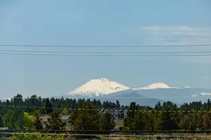 21134 NE Beall Dr, Bend, OR 97701 - Photo 38