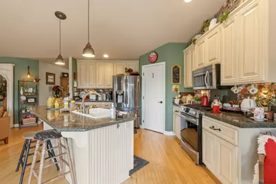 10704 Kestrel Road, Klamath Falls, OR 97601 - Photo 16