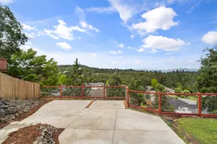 1553 Panoramic Loop, Grants Pass, OR 97527 - Photo 22