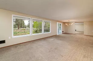 20316 Donkey Sled Rd, Bend, OR 97702 - Photo 4