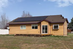 580 C Ave, Terrebonne, OR 97760 - Photo 18