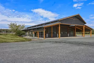 65225 Gerking Market Rd, Bend, OR 97703 - Photo 14