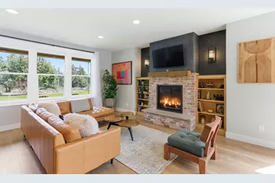 63557 Overtree Road, Bend, OR 97701 - Photo 10