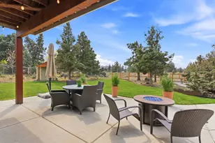 63557 Overtree Rd, Bend, OR 97701 - Photo 68