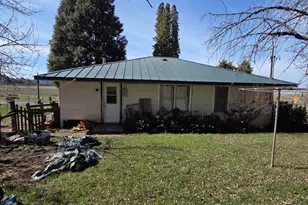 9143 Shady Pine Rd, Klamath Falls, OR 97601 - Photo 14