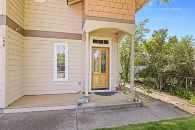 107 N 1st Street, Talent, OR 97540 - Photo 4