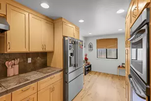107 N 1st St, Talent, OR 97540 - Photo 18