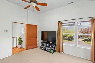 107 N 1st St, Talent, OR 97540 - Photo 8