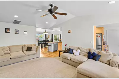 107 N 1st Street, Talent, OR 97540 - Photo 18