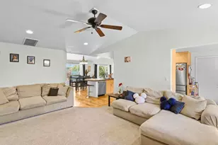 107 N 1st St, Talent, OR 97540 - Photo 18
