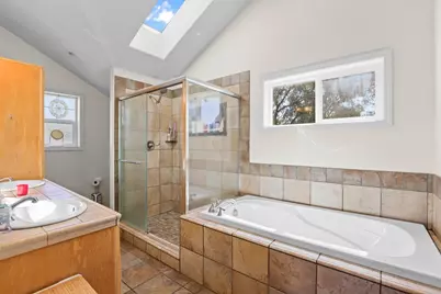 107 N 1st Street, Talent, OR 97540 - Photo 10