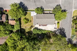 915 NW D St, Grants Pass, OR 97526 - Photo 32