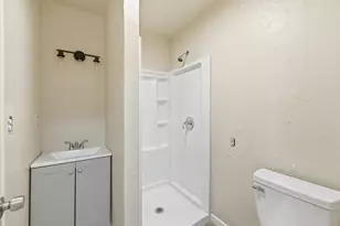 5156 Peace Ln, Central Point, OR 97502 - Photo 18