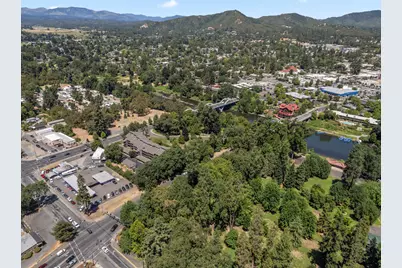 115 Rogue River Highway #APT 307, Grants Pass, OR 97527 - Photo 38