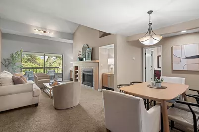 115 Rogue River Highway #APT 307, Grants Pass, OR 97527 - Photo 8