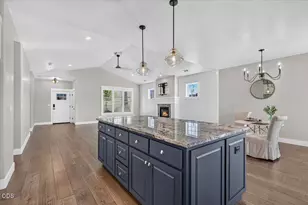 1112 Stanford Ave, Medford, OR 97504 - Photo 10