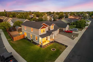 2228 NW 22nd St, Redmond, OR 97756 - Photo 22