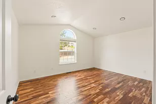 3244 SW 34th St, Redmond, OR 97756 - Photo 18