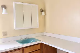 950 E B St, Madras, OR 97741 - Photo 20