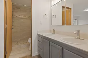 3097 NE Barrington Ct, Bend, OR 97701 - Photo 10