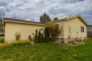 1188 NE 27th St, Bend, OR 97701 - Photo 22