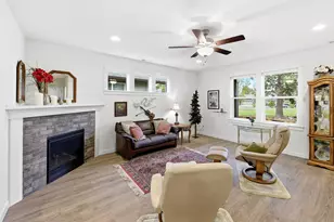 619 N Mdw Ln, Sisters, OR 97759 - Photo 4