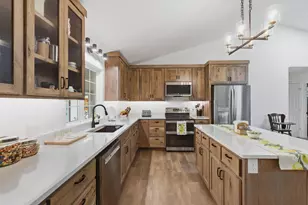 190 Spring Oak Way, Merlin, OR 97532 - Photo 6