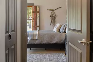 309 S Jefferson Way, Sisters, OR 97759 - Photo 16
