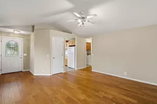 231 SE Independence Dr, Grants Pass, OR 97527 - Photo 8