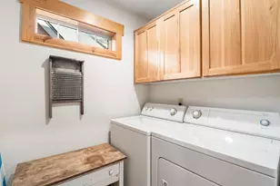 8928 Cliff Swallow Dr, Redmond, OR 97756 - Photo 26