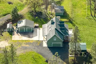 10060 Butte Falls Hwy, Eagle Point, OR 97524 - Photo 10