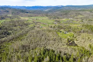 10060 Butte Falls Hwy, Eagle Point, OR 97524 - Photo 16