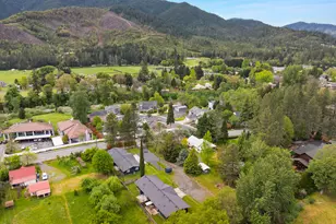 824 Pine St, Rogue River, OR 97537 - Photo 36