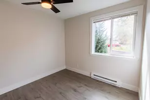 931 NW Carlon Ave, Bend, OR 97703 - Photo 8