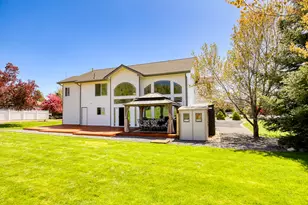 9015 Arant Rd, Klamath Falls, OR 97603 - Photo 36