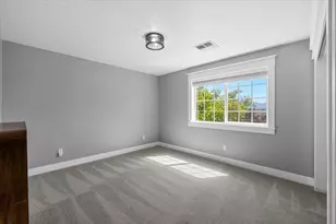 1180 NW F St, Grants Pass, OR 97526 - Photo 32