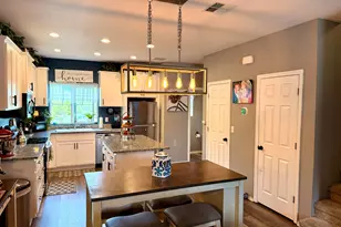 1827 SW Hungry Hill Dr, Grants Pass, OR 97527 - Photo 12