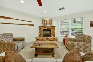 634 Towne St, Grants Pass, OR 97527 - Photo 12