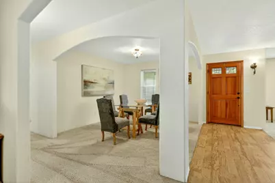 634 Towne Street, Grants Pass, OR 97527 - Photo 8