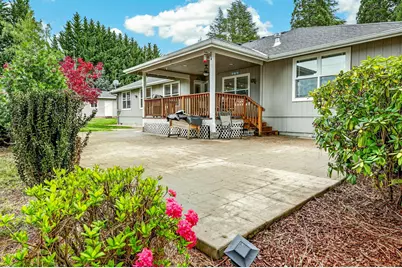 634 Towne Street, Grants Pass, OR 97527 - Photo 42