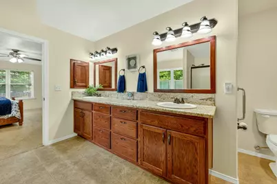 634 Towne Street, Grants Pass, OR 97527 - Photo 38