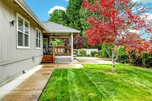 634 Towne St, Grants Pass, OR 97527 - Photo 40