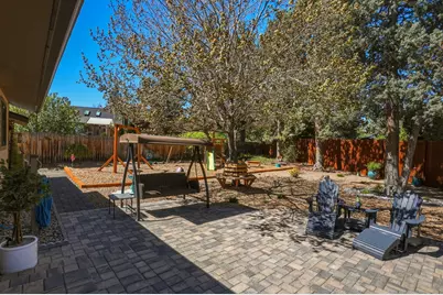 61605 Summer Shade Drive, Bend, OR 97702 - Photo 34