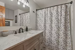 61605 Summer Shade Dr, Bend, OR 97702 - Photo 22