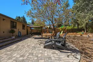61605 Summer Shade Dr, Bend, OR 97702 - Photo 46