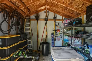 61605 Summer Shade Dr, Bend, OR 97702 - Photo 52