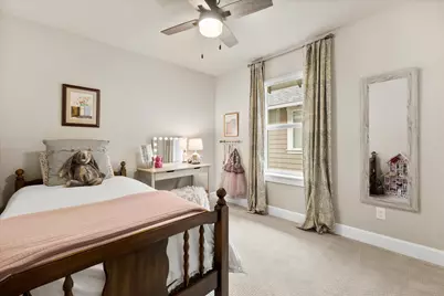 1048 E Black Butte Avenue, Sisters, OR 97759 - Photo 24