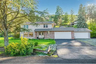 2318 Marina Drive, Klamath Falls, OR 97601 - Photo 2