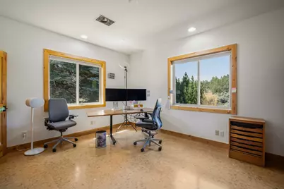 63945 W Quail Haven Drive, Bend, OR 97703 - Photo 34